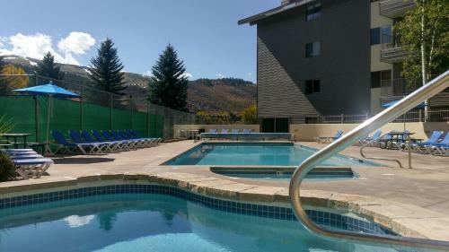 Apartamento 177 Lake Condo I-1