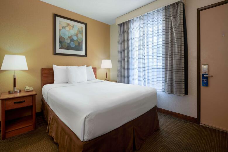 Hotel Days Inn Encinitas- Legoland Moonlight Beach