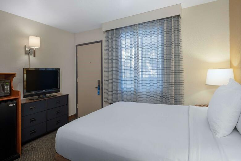 Hotel Days Inn Encinitas- Legoland Moonlight Beach