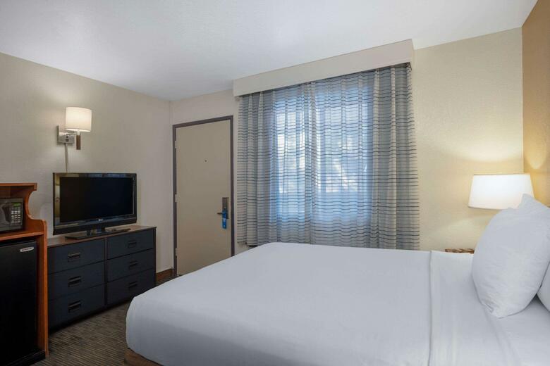 Hotel Days Inn Encinitas- Legoland Moonlight Beach