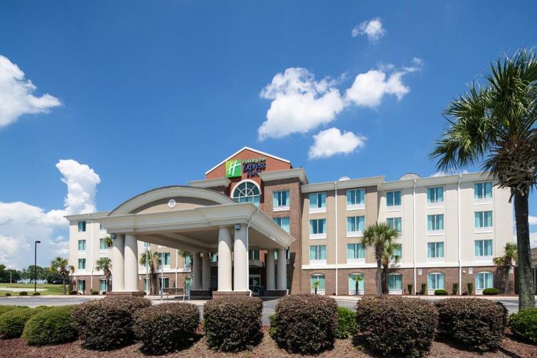 Holiday Inn Express Hotel & Suites Florence I-95 @ Hwy 327