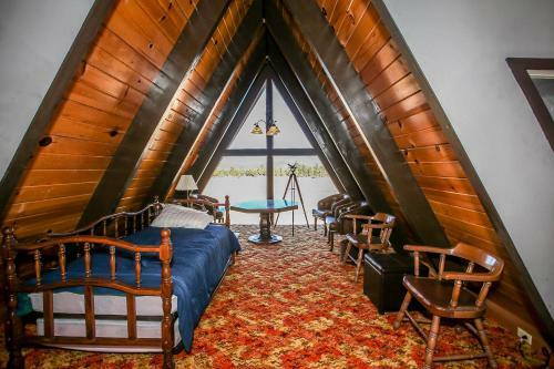 1632-meadow View Chalet Home