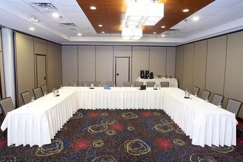 Hotel Holiday Inn & Suites Duluth-downtown