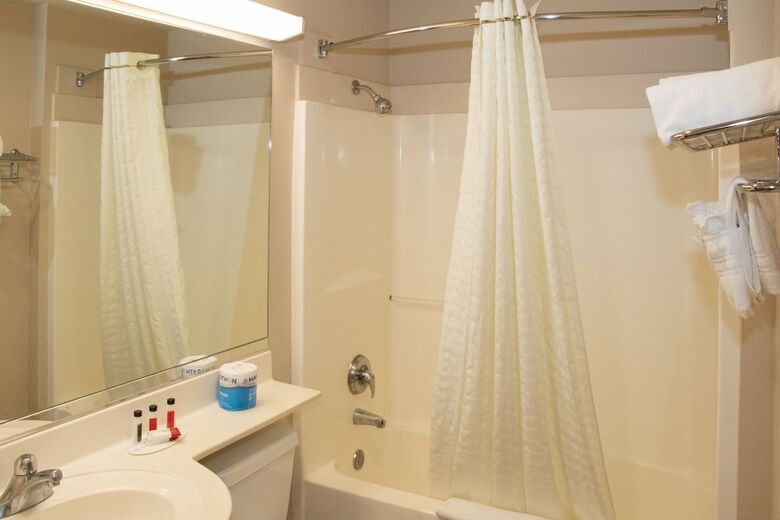 Hotel Microtel Inn And Suites By Wyn