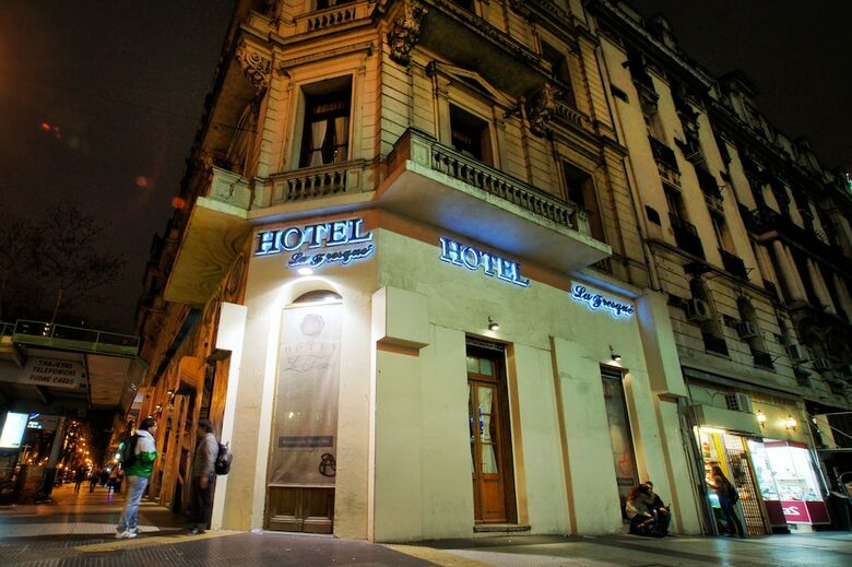 La Fresque Hotel