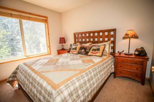 Gold Rush Lodge Retreat
