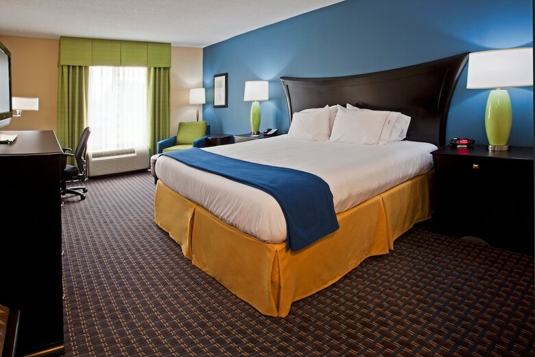 Holiday Inn Express Hotel & Suites Largo-clearwater