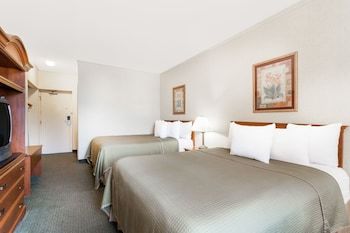 Howard Johnson Hotel - Norwich