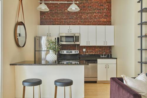 Apartamento Two-bedroom On Temple Place Apt 202