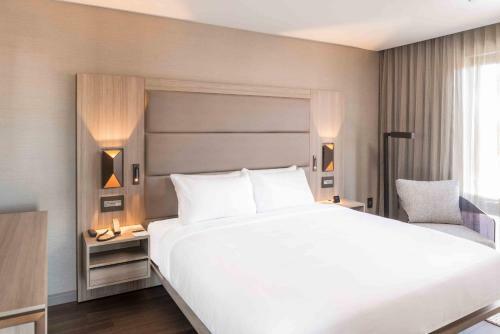 AC Hotel By Marriott Boston Cleveland Circle