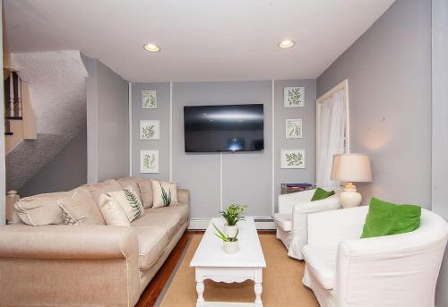 Apartamento Stayloom's Spacious, Stylish Destination | Near T
