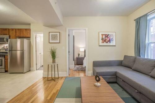 Apartamento Three-bedroom, Two-bath Apt In North End