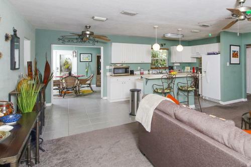 West Bradenton 16 Home