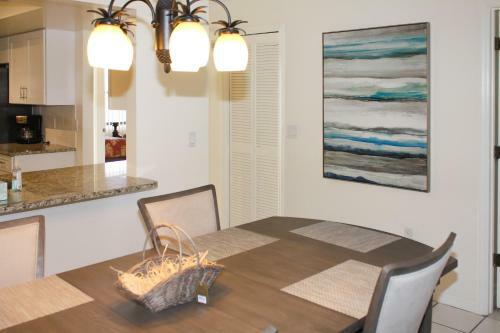 Absolute Anna Maria Two-bedroom Apartment
