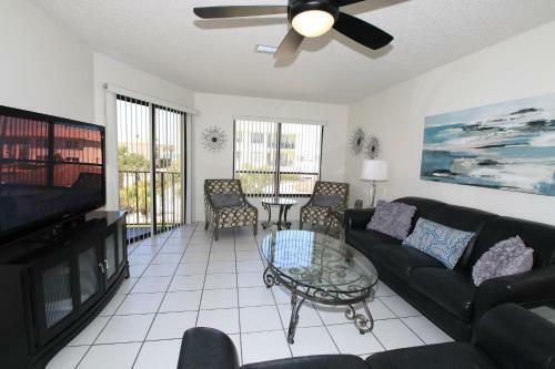 Absolute Anna Maria Two-bedroom Apartment
