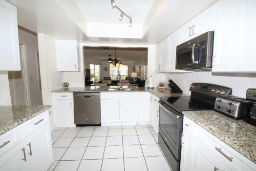 Absolute Anna Maria Two-bedroom Apartment