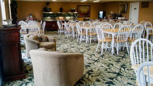 Hotel Branson Surrey Inn