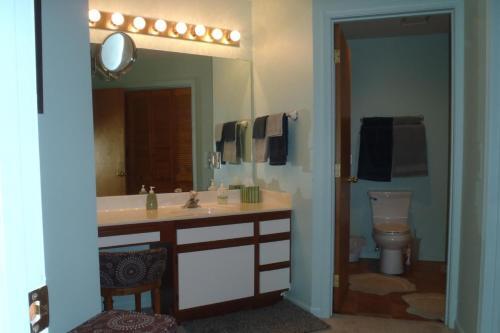 Pointe Royale Luxury Ground-floor 2bdr Condo (61-2)