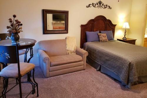 Royal Links At 1000 Hills Walk-in Two Bedroom