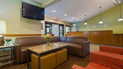 Hotel Best Western Plus Windjammer Inn & Conference Center