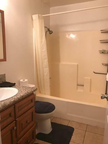 Apartamento Huge 2bd/2 Bath. Apt. Fully Furnished In Burbank