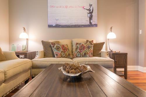 Smart Home In Downtown Buffalo!