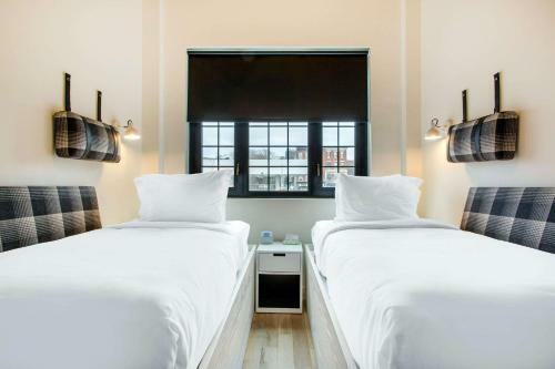 Gowanus Inn And Yard - An Ascend Hotel Collection Member