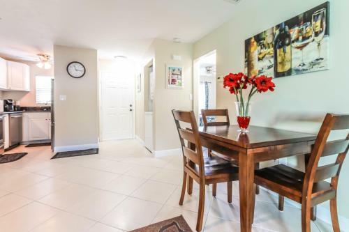 Apartamento Seatuit Condominiums