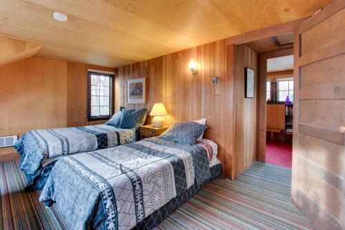 Historic Haystack Cabin
