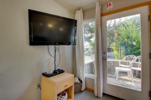Beaches Inn | Orca Bay Townhouse