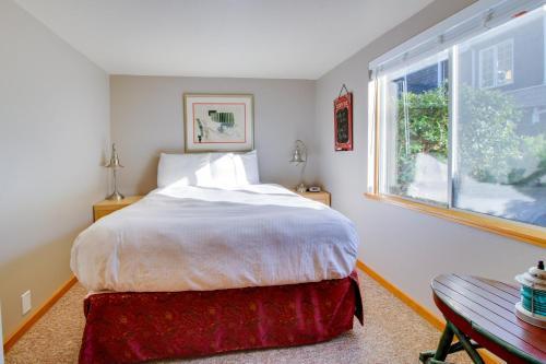 Beaches Inn | Buccaneer Bay Bungalow
