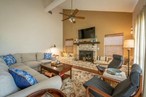 Deer Canyon Retreat Home