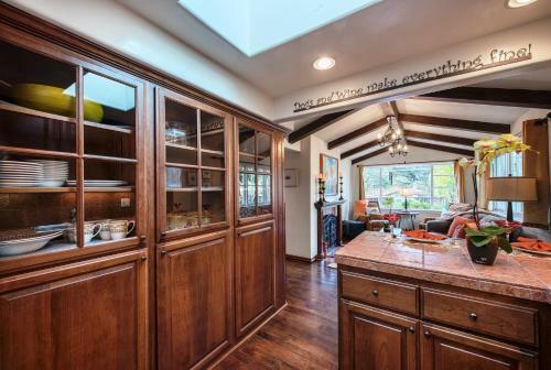 Whispering Waves - Two Bedroom Home - 3681