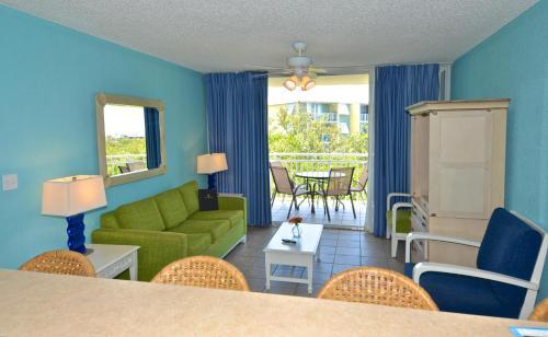 Sunrise Suites Saint Thomas Suite #302