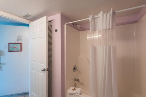 Apartamento Sunrise Suites Grand Bahama Suite #106