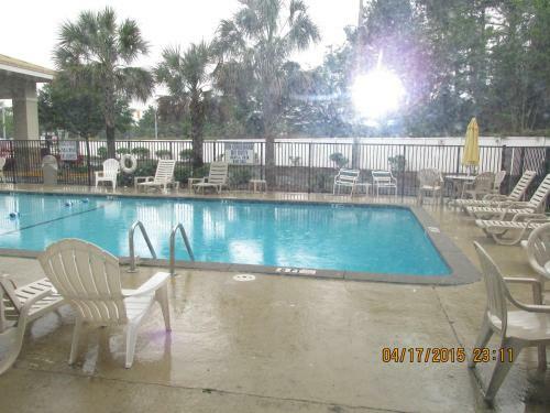 Charleston Grand Hotel