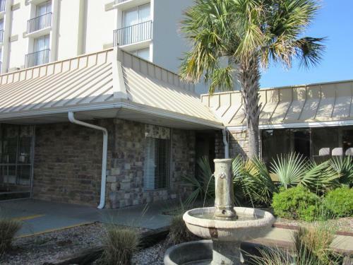Charleston Grand Hotel