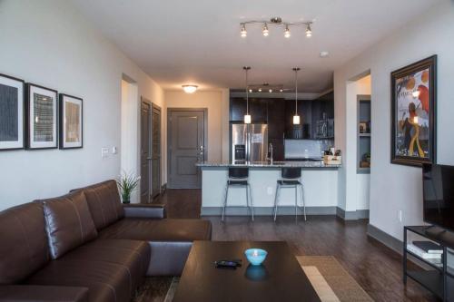 425-trade-632 Apartment