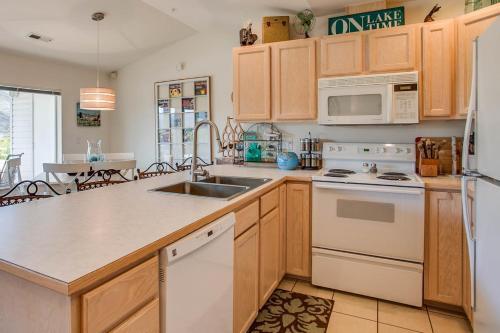 Park Pointe: Chardonnay Chalet (b101)