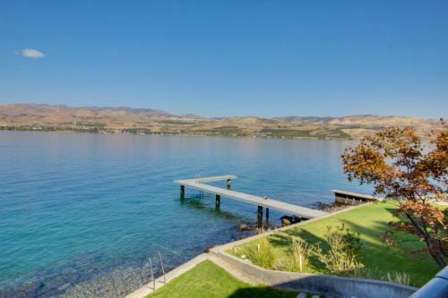 Sunnyside Lake House