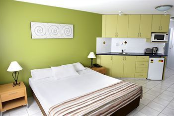 Hotel Breakfree Eco Beach (1 Hab)