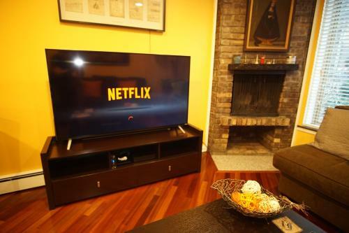 Apartamento Cozy 2 Bed / 2 Bath In Lincoln Park