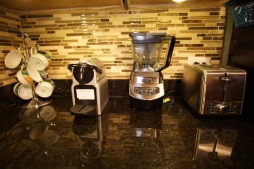 Apartamento Cozy 2 Bed / 2 Bath In Lincoln Park