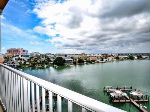 Apartamento Harborview Grande 703