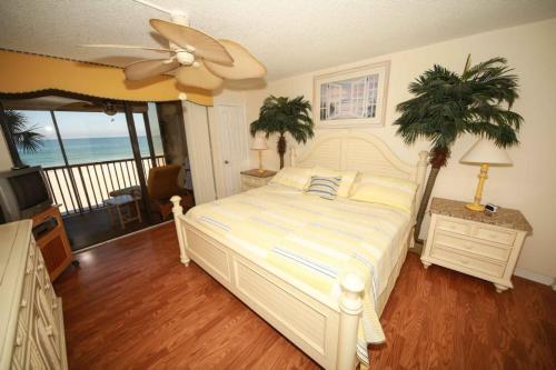 Apartamento Sand Castle III Condo #301