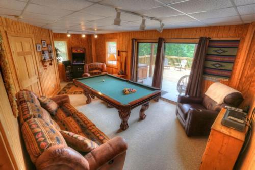 A Glimpse Of Heaven Cabin