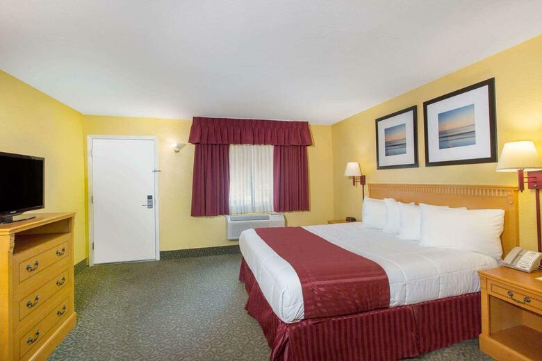 Hotel Days Inn Redwood City