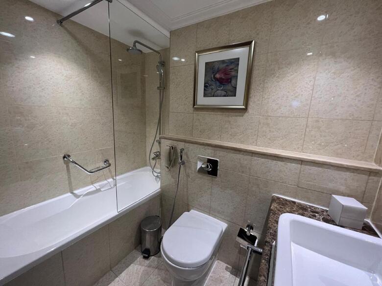 Hotel Oceanic (room Only)