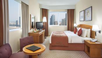Hotel Golden Tulip