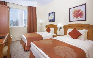 Hotel Golden Tulip